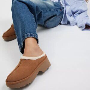 UGG Women's New Heights Cozy Clog